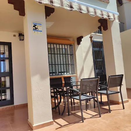 Ohana Apartment